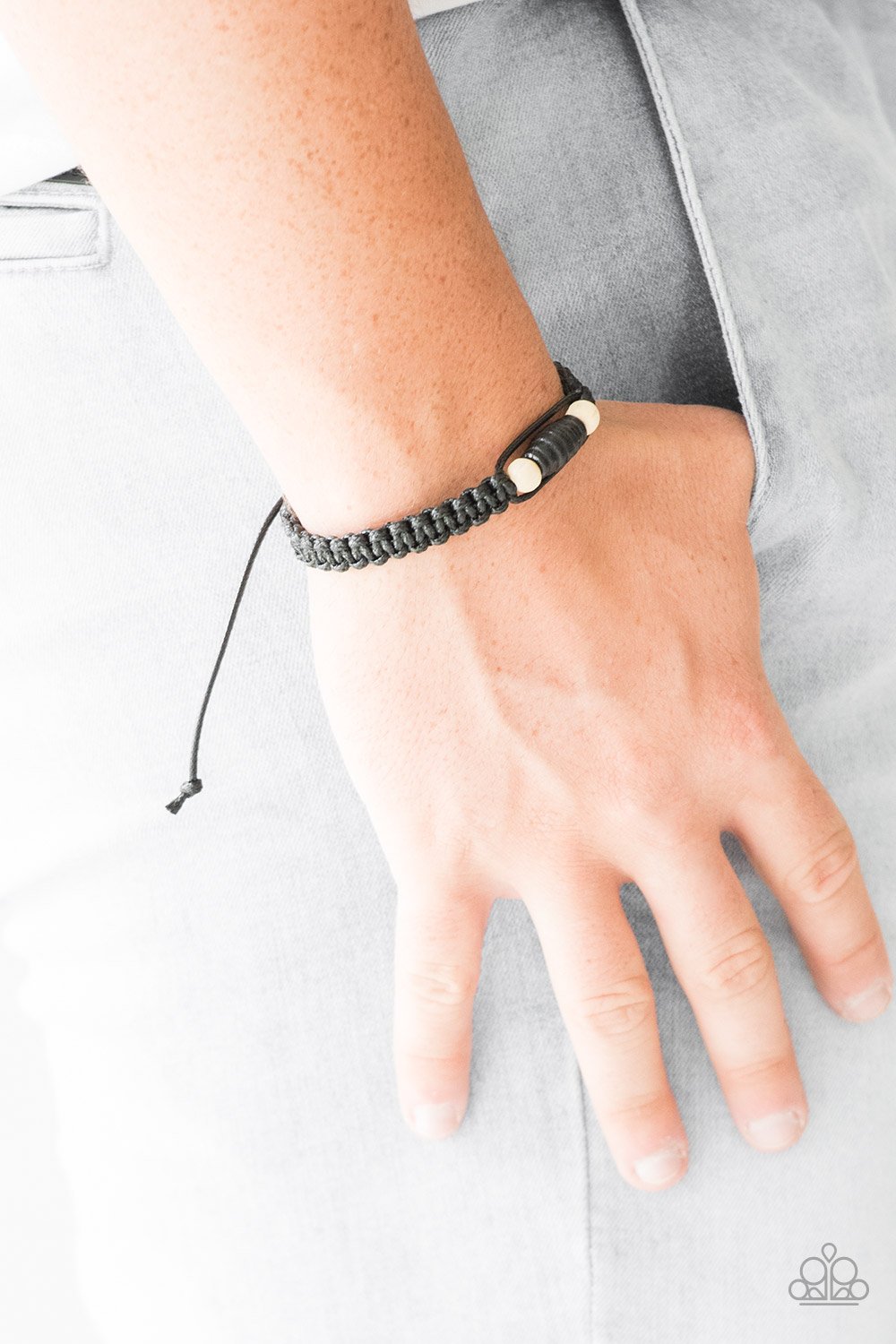 Tiki Traveler Black Urban