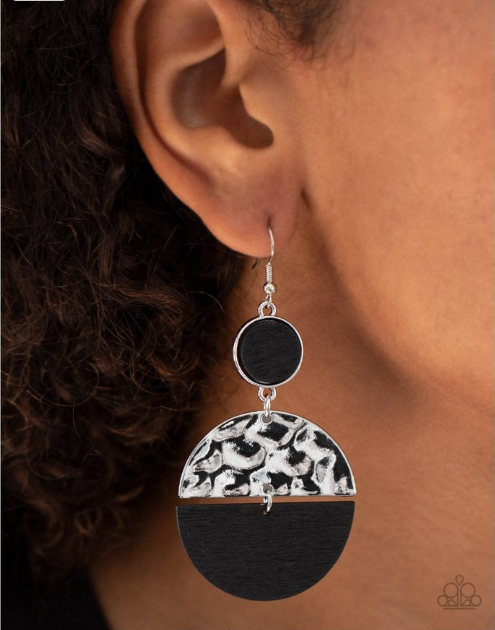 Natural Element - Black